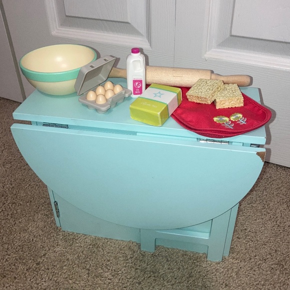 🚨 Read- American Girl Blue Baking Bakers Table - Picture 1 of 4